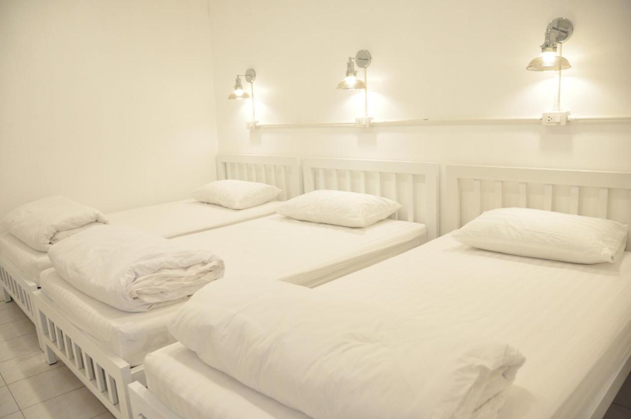 Zleepinezz Hostel Ayutthaya Extérieur photo
