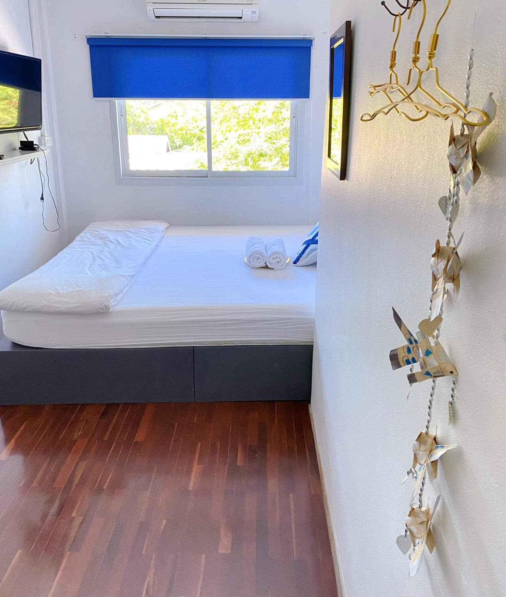 Zleepinezz Hostel Ayutthaya Extérieur photo