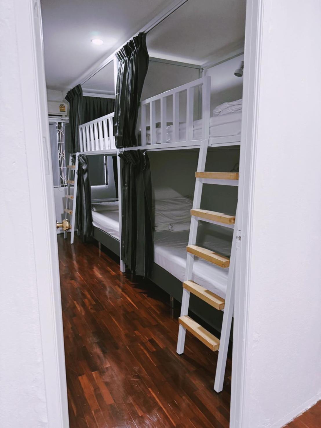 Zleepinezz Hostel Ayutthaya Extérieur photo