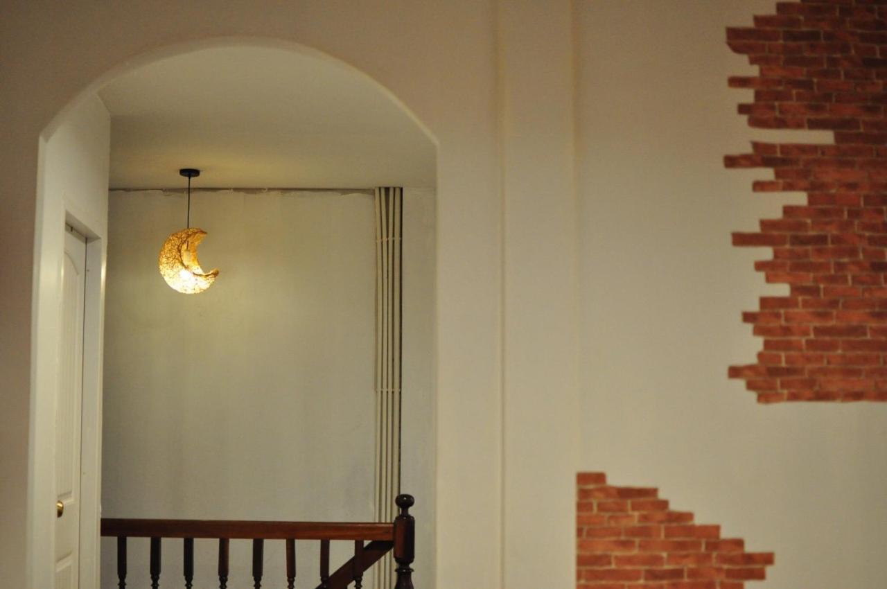 Zleepinezz Hostel Ayutthaya Extérieur photo